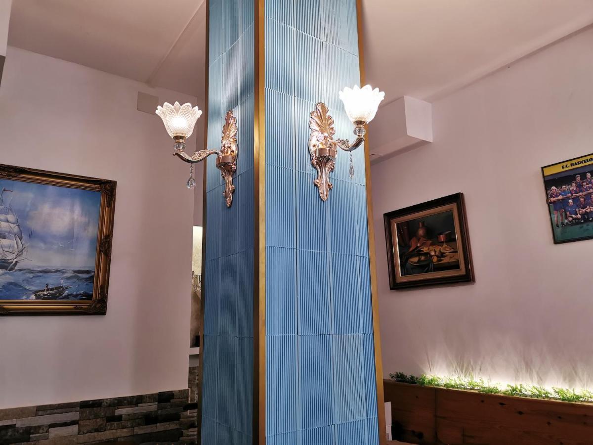 בדלונה Barcelona Coronahostal מראה חיצוני תמונה